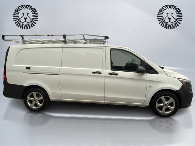 Used 2022 Mercedes-Benz Metris image 5