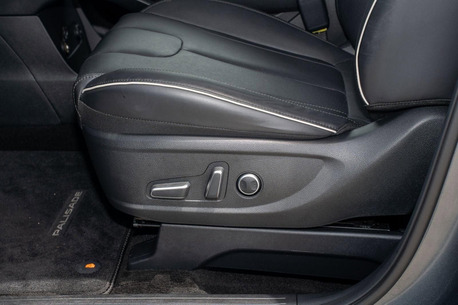 Used 2025 Hyundai Palisade SEL image 31