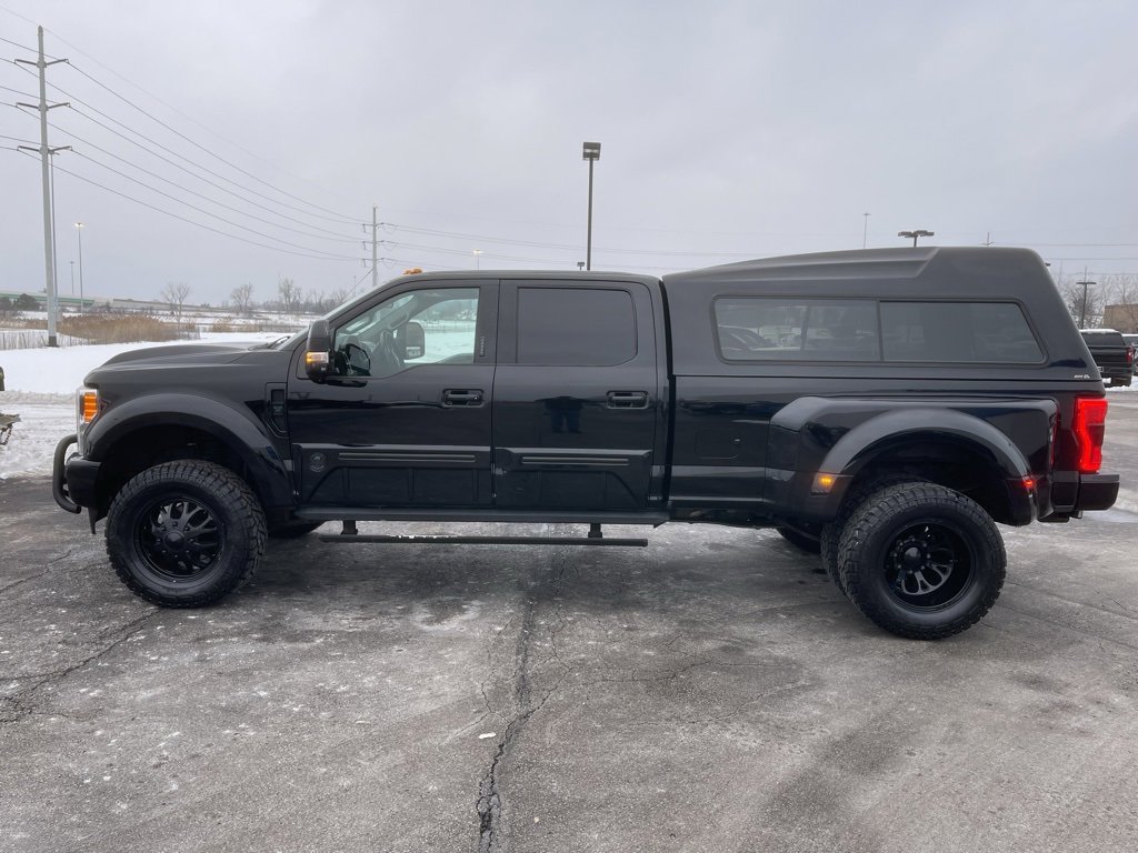 Used 2017 Ford F350 Lariat w/ Lariat Ultimate Package image 4