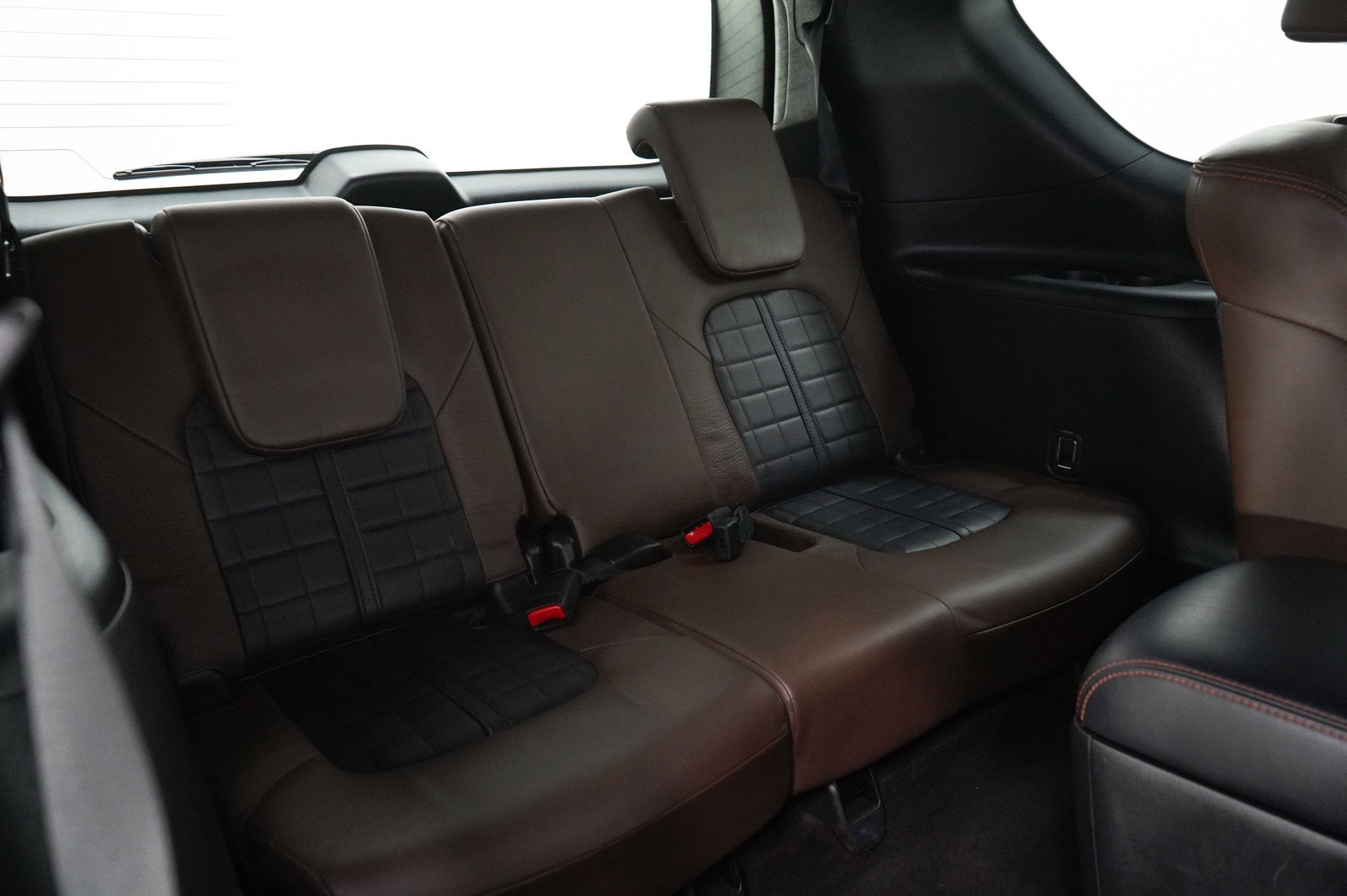 Used 2020 Nissan Armada Platinum w/ Platinum Reserve Package AWD/4WD image 14