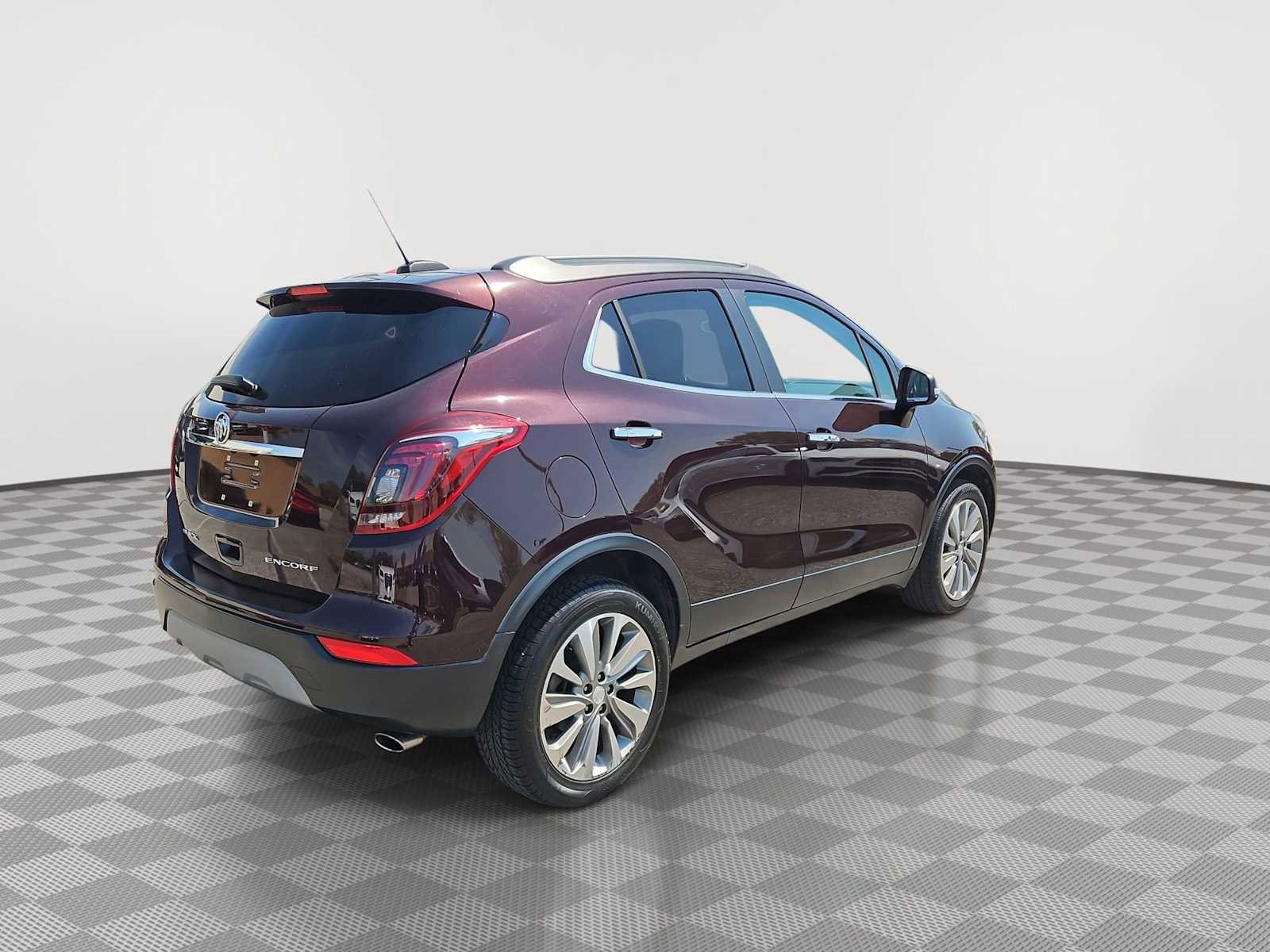 Used 2018 Buick Encore Preferred image 8