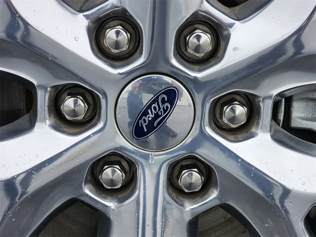 Used 2021 Ford Expedition XLT image 11