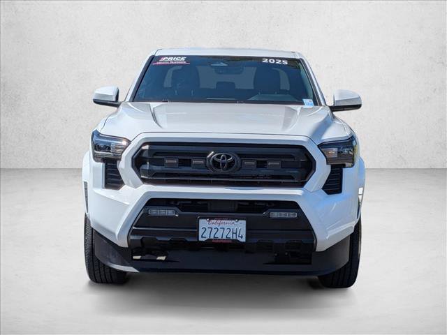 Used 2025 Toyota Tacoma SR5 AWD/4WD image 2