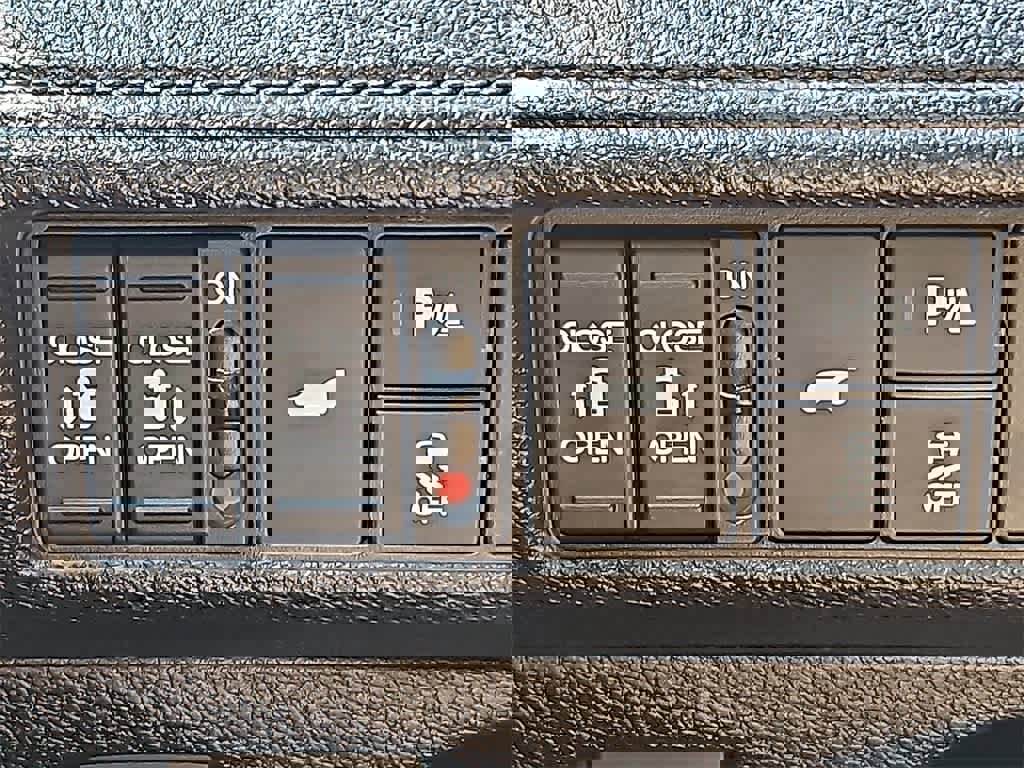 New 2026 Honda Odyssey Touring image 19