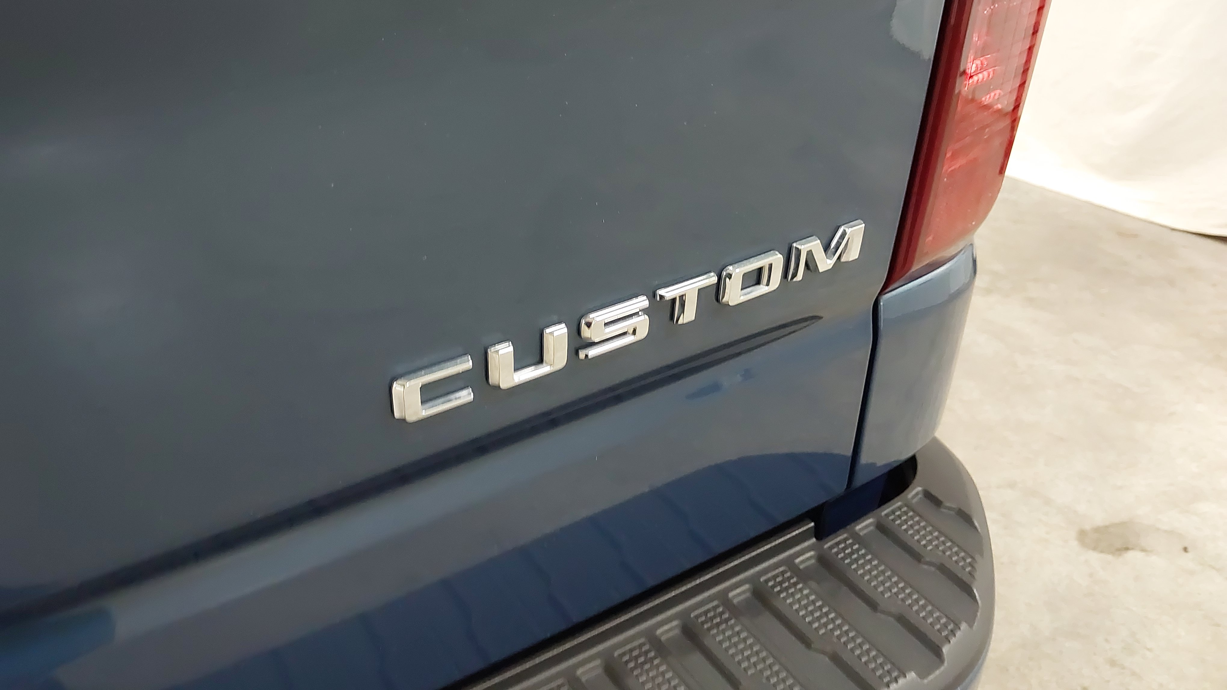 Used 2024 Chevrolet Silverado 1500 Custom AWD/4WD image 33