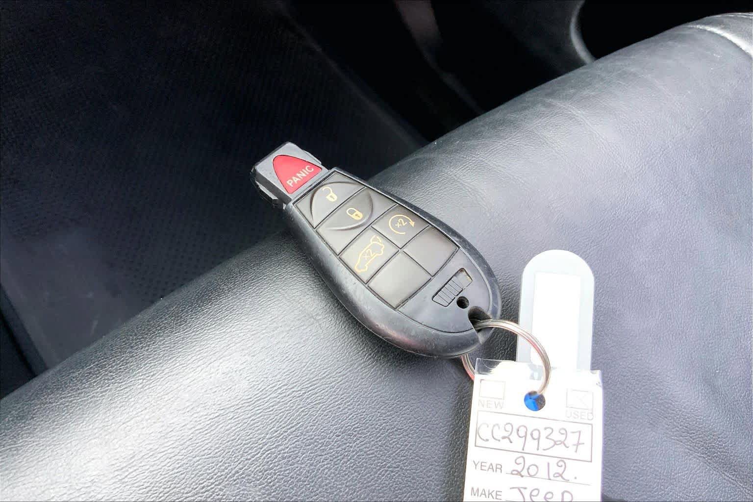 Used 2012 Jeep Grand Cherokee Laredo AWD/4WD image 11