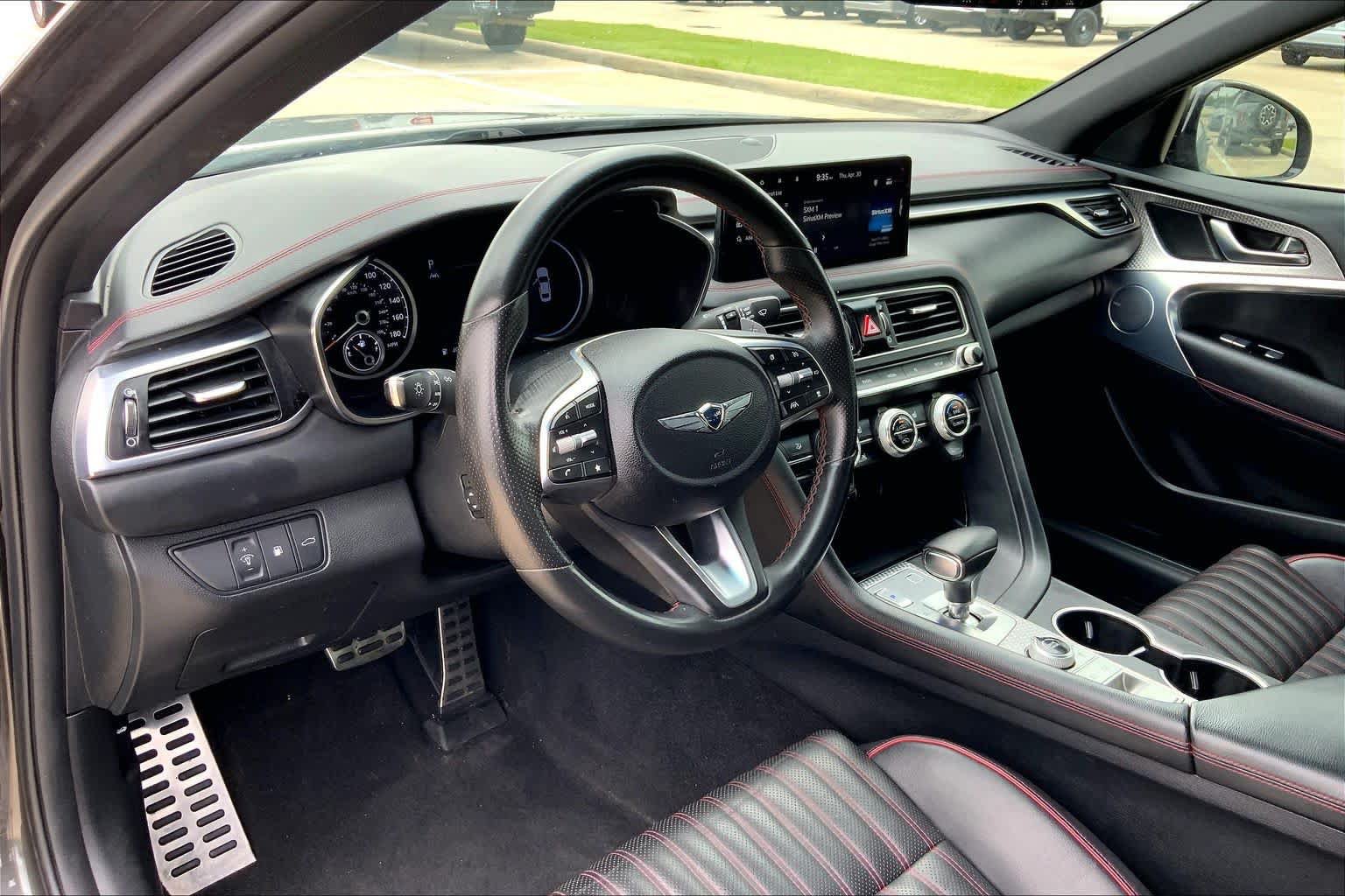 Used 2023 Genesis G70 2.0T w/ Sport Prestige Package RWD image 18
