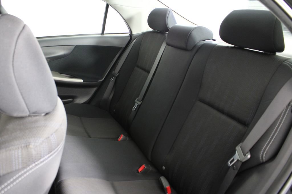 Used 2013 Toyota Corolla S image 19