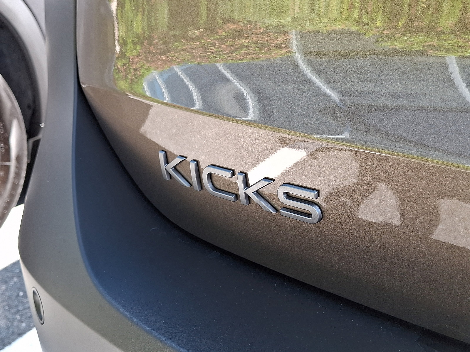 New 2026 Nissan Kicks SV w/ Cold Weather Package AWD/4WD image 5
