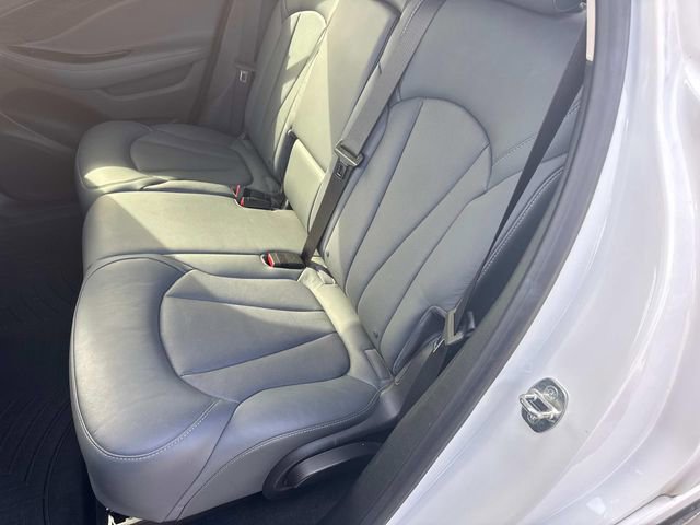 Used 2019 Buick Envision Essence image 16