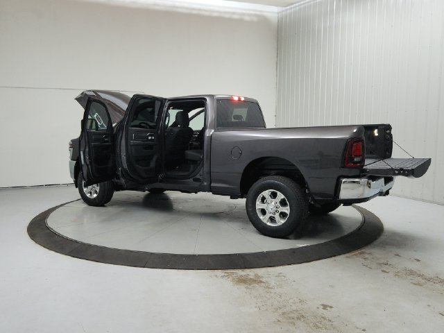 New 2026 RAM 2500 Big Horn AWD/4WD image 14