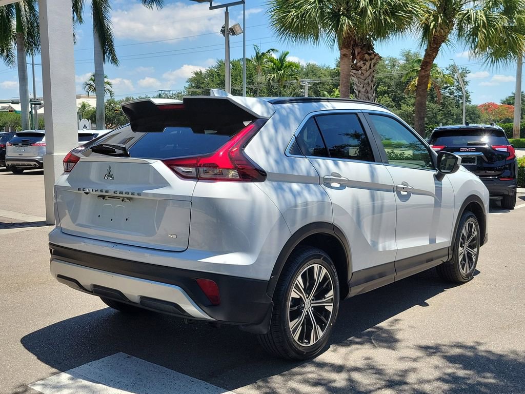 Used 2022 Mitsubishi Eclipse Cross SEL AWD/4WD image 5