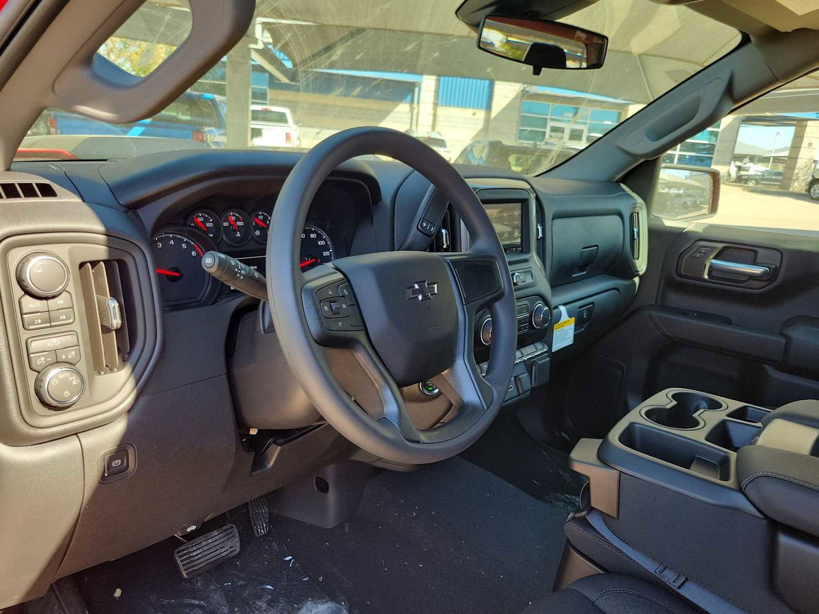 New 2026 Chevrolet Silverado 1500 Custom Trail Boss w/ LPO, Dark Essentials Package AWD/4WD image 10