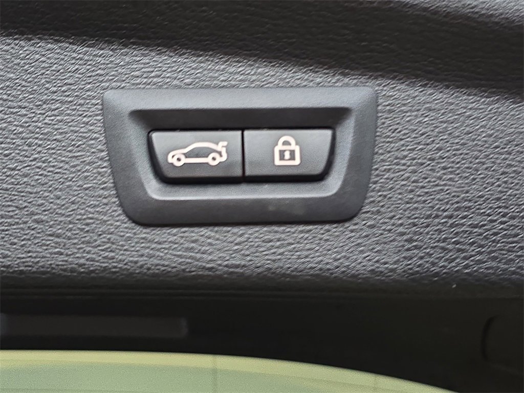 Used 2018 BMW X2 xDrive28i image 16