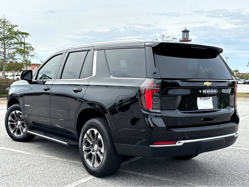 Used 2025 Chevrolet Tahoe LS RWD image 25