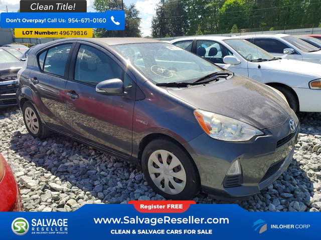 Used 2014 Toyota Prius C One FWD image 5