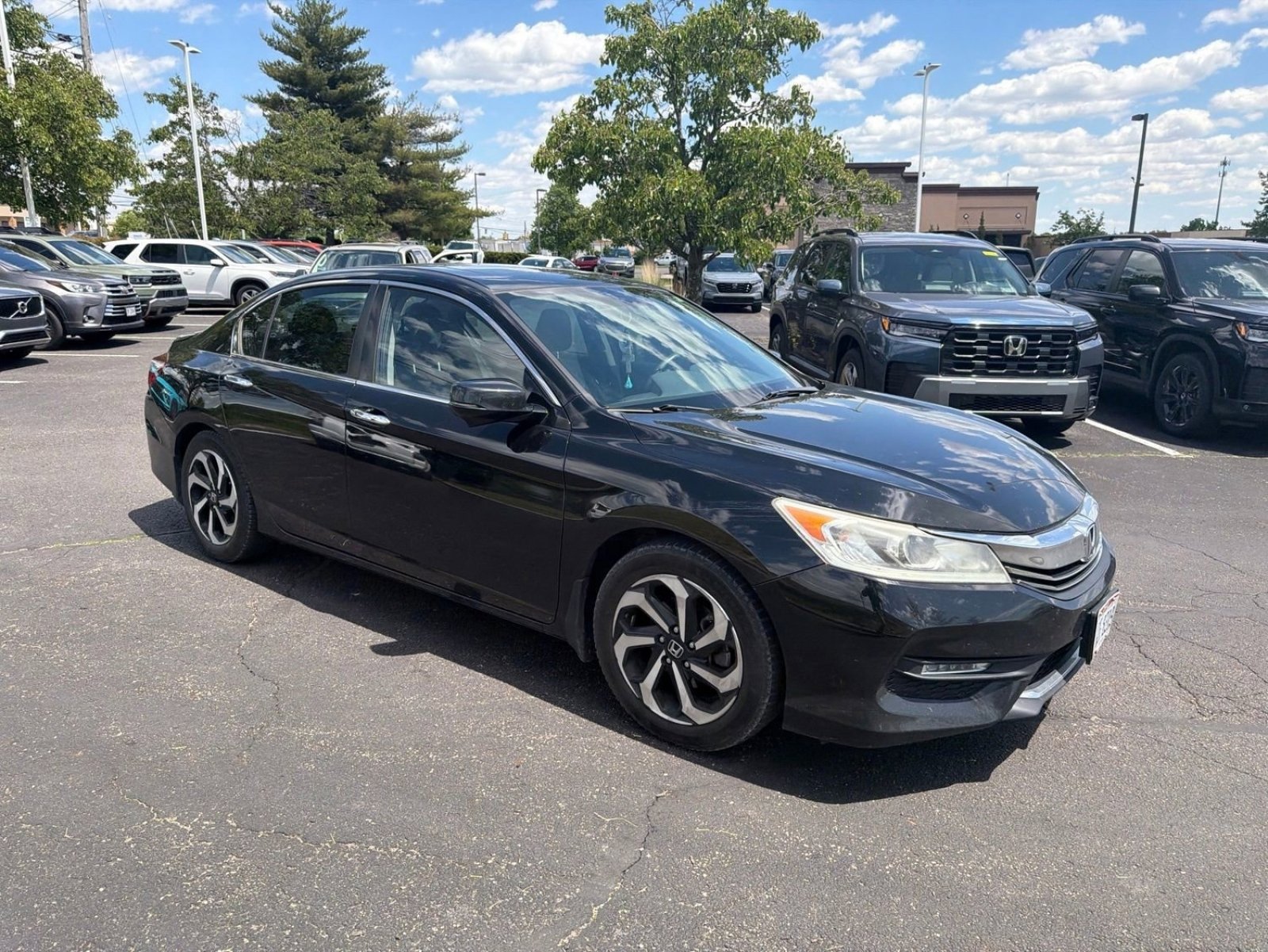 Used 2016 Honda Accord EX-L image 12