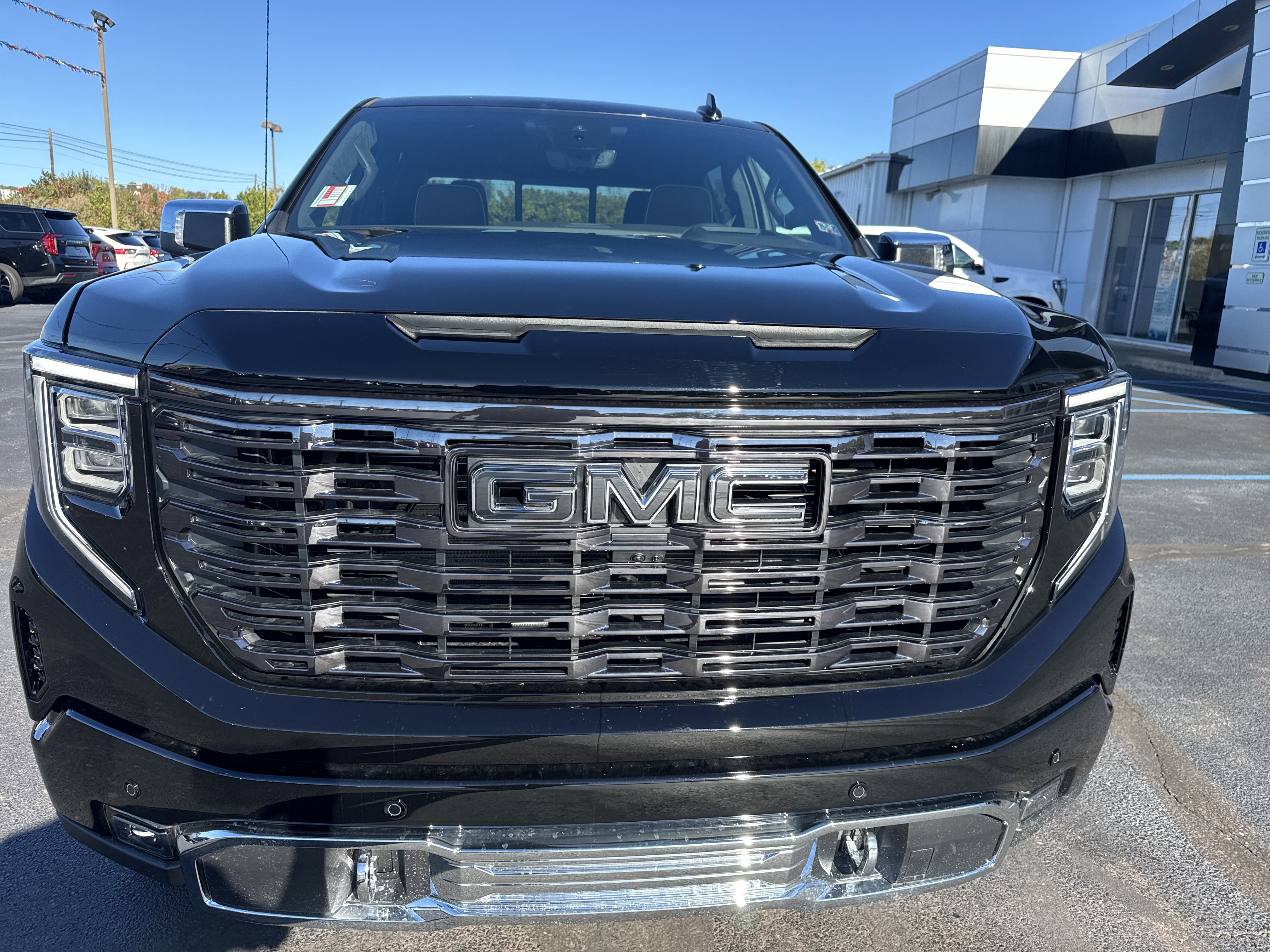 New 2026 GMC Sierra 1500 Denali Ultimate image 9