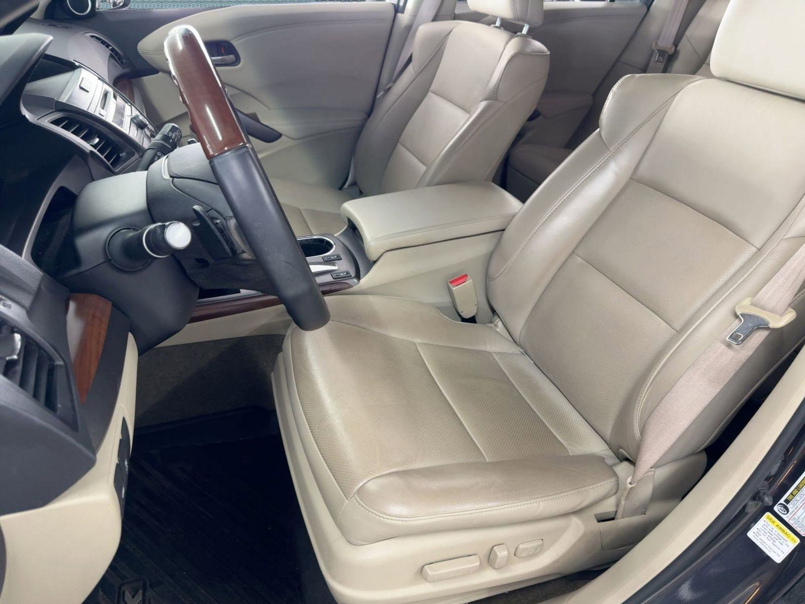 Used 2015 Acura RDX FWD w/ Technology Package image 5