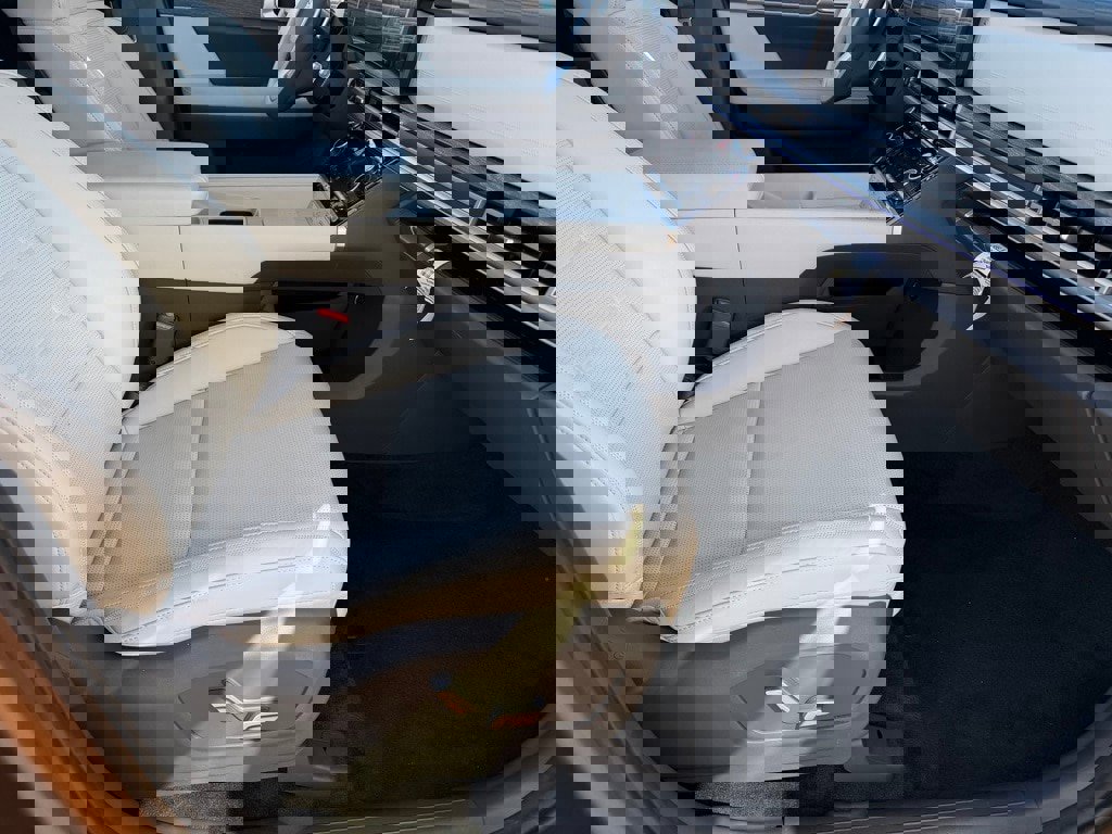 Used 2024 Hyundai Santa Fe Calligraphy image 22