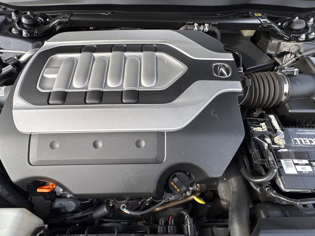 Used 2017 Acura RLX w/ Technology Package image 32