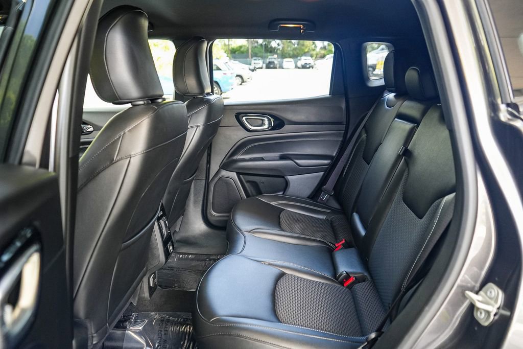 Used 2023 Jeep Compass Altitude image 18