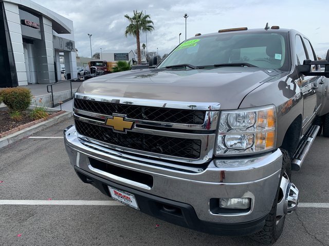 Used 2013 Chevrolet Silverado 3500 LT w/ Interior Plus Package image 3
