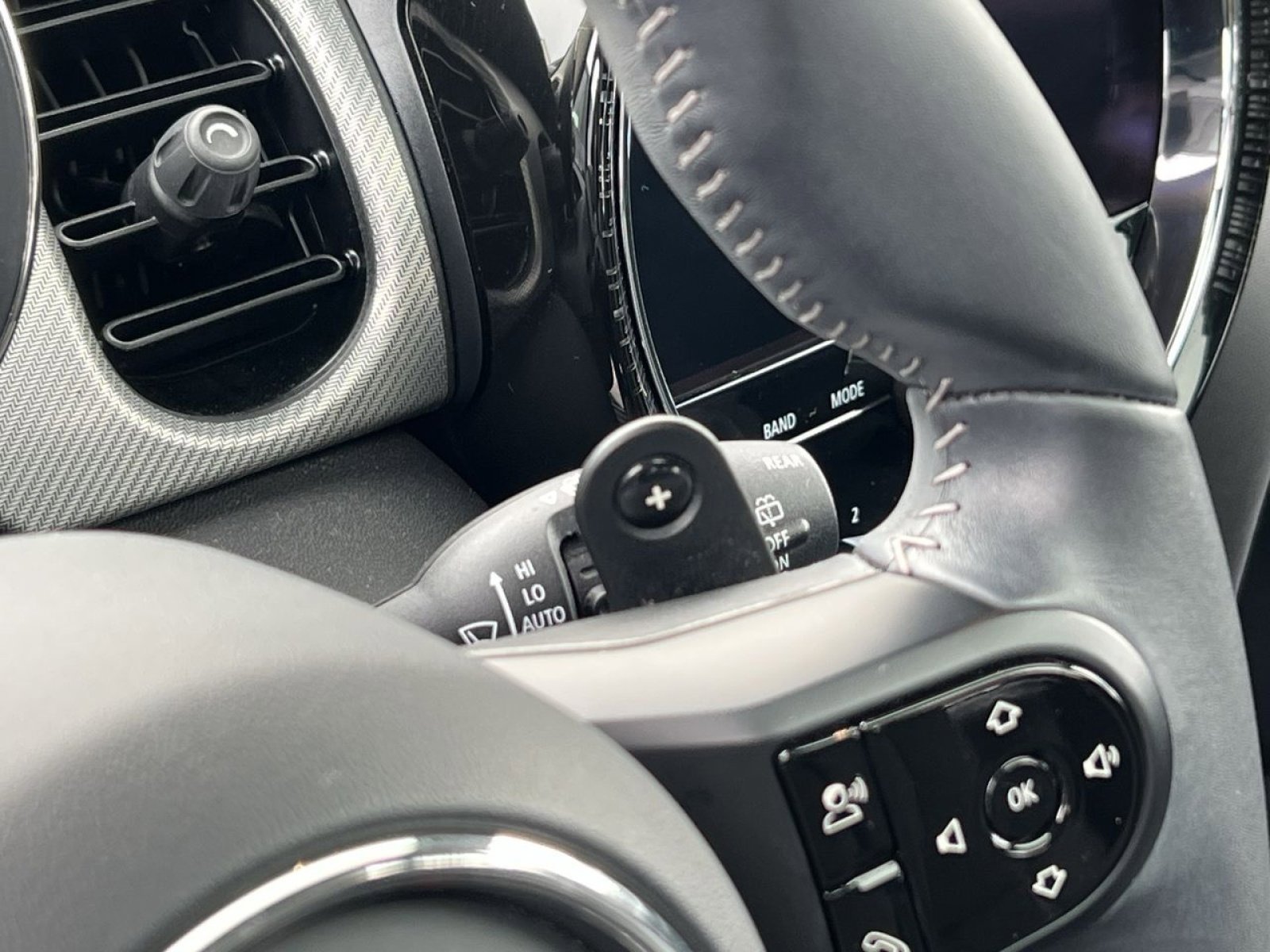 Certified 2023 MINI Cooper S image 31