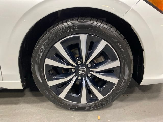 Used 2022 Honda Civic EX-L image 31
