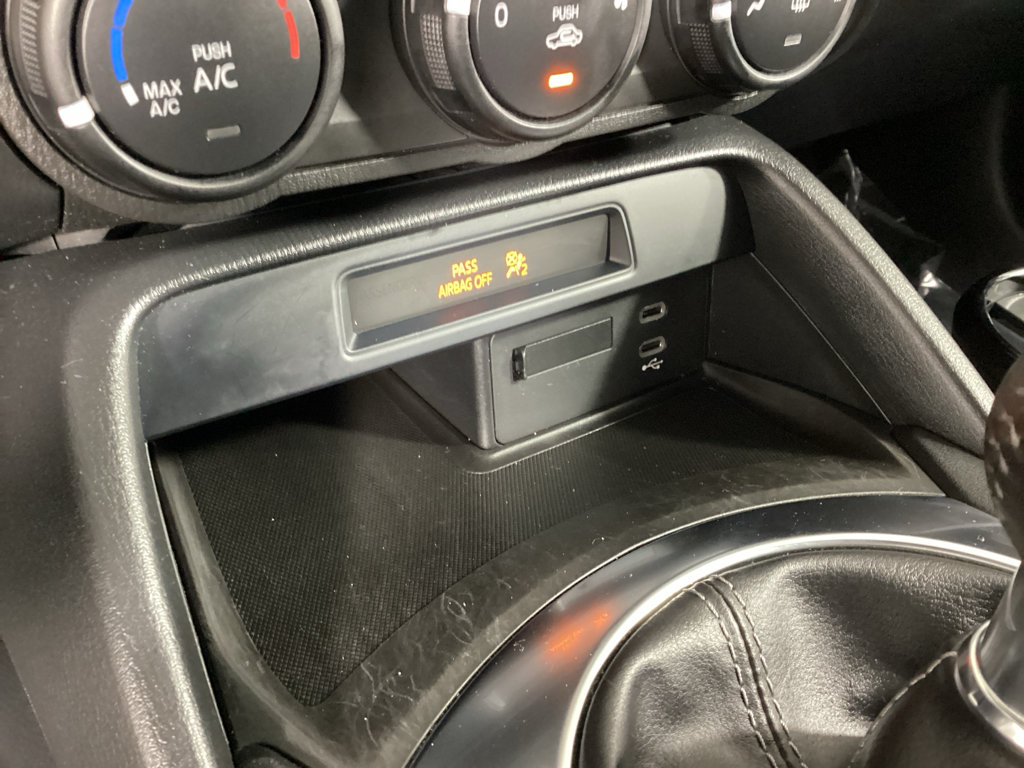 Used 2024 MAZDA MX-5 Miata Sport RWD image 18