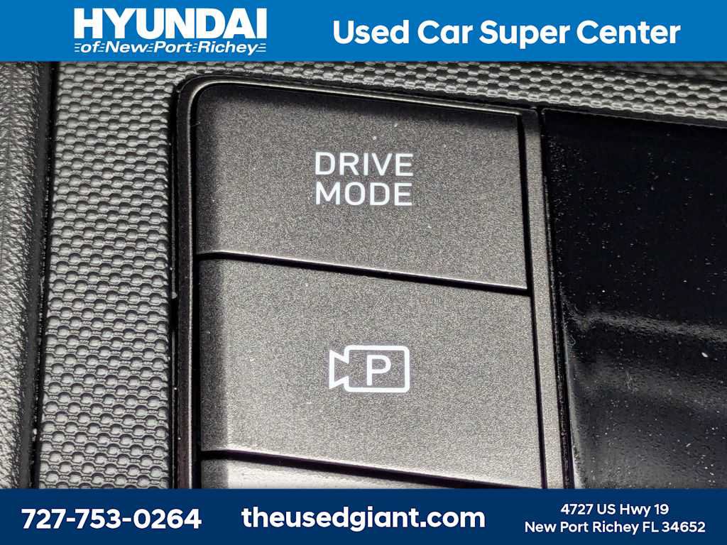 Certified 2025 Hyundai Elantra Sport FWD image 22
