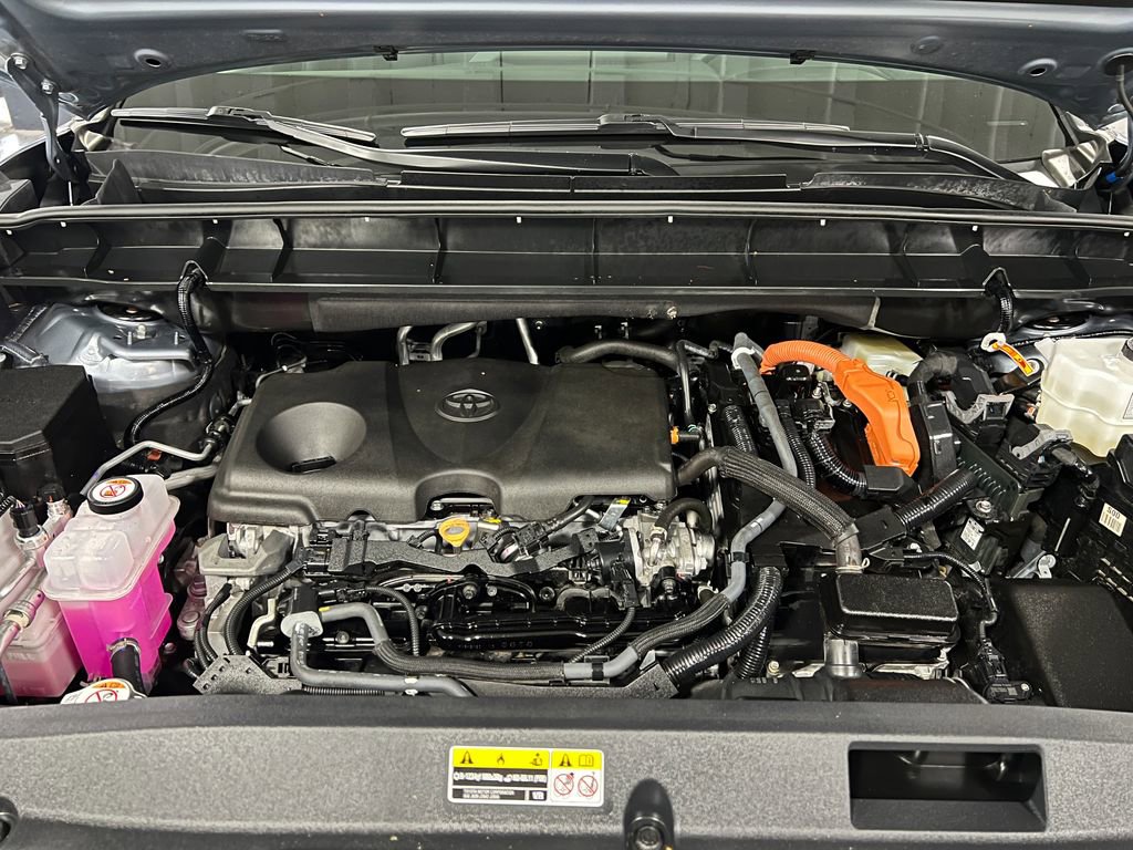 Certified 2024 Toyota Highlander XLE AWD/4WD image 45