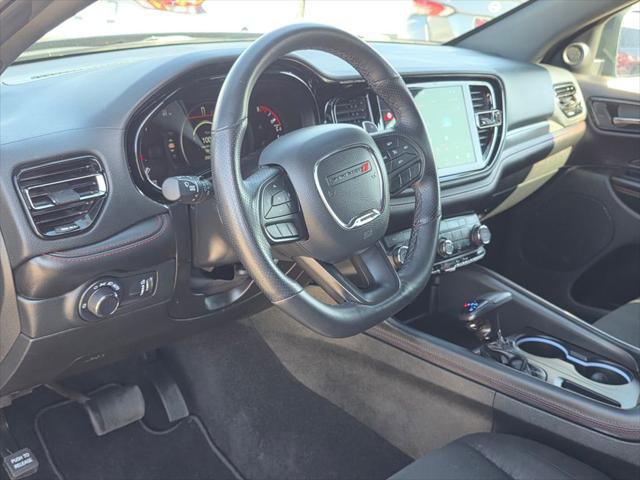 Certified 2025 Dodge Durango GT image 12