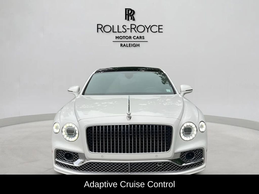 Used 2022 Bentley Flying Spur Plug-In Hybrid image 9