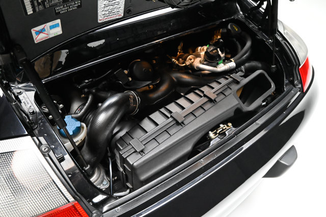 Used 2003 Porsche 911 GT2 RWD image 38