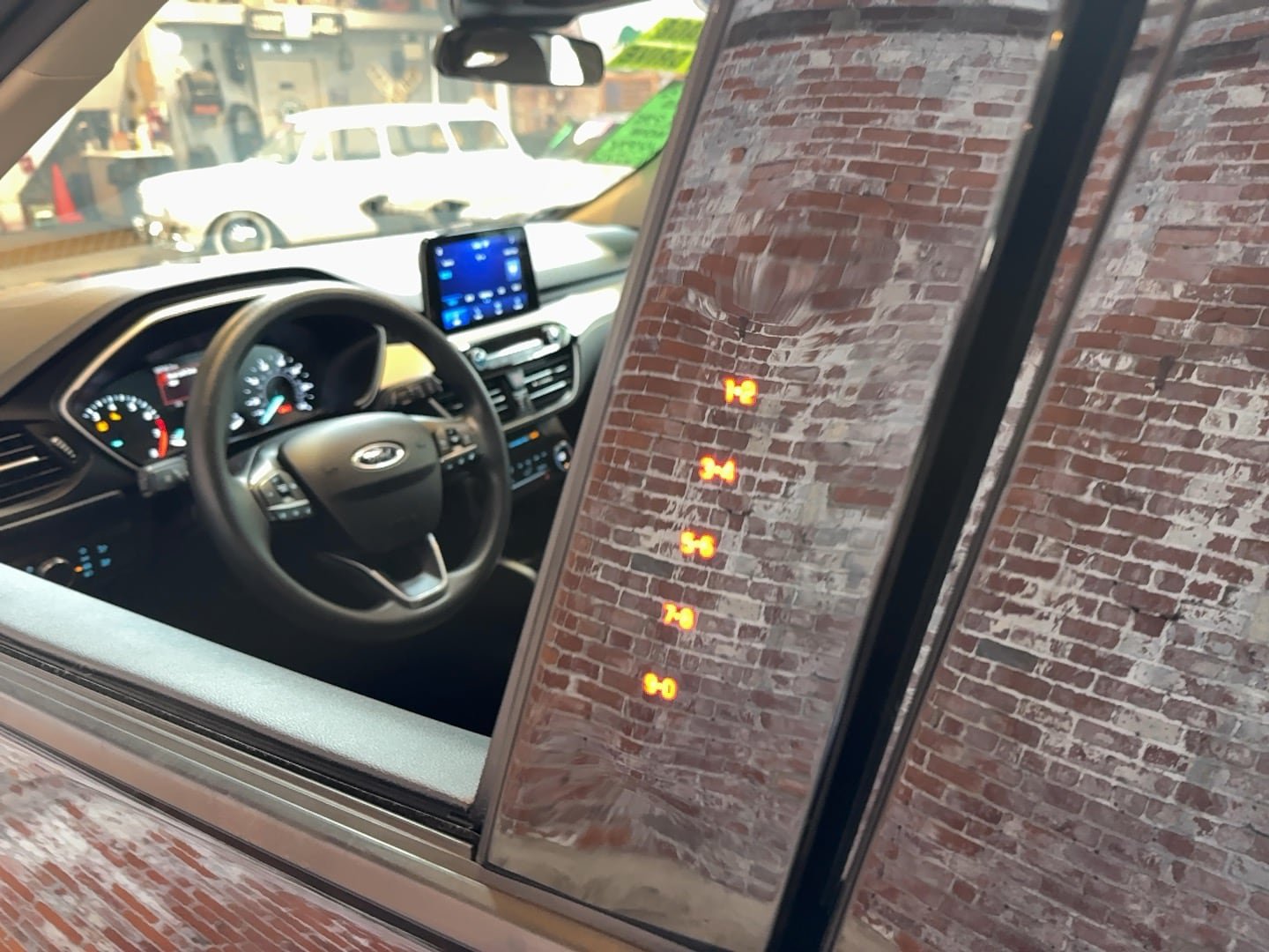 Used 2020 Ford Escape SE FWD image 56