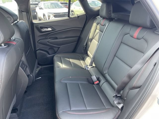 New 2026 Chevrolet Trax RS w/ Sunroof Package FWD image 22