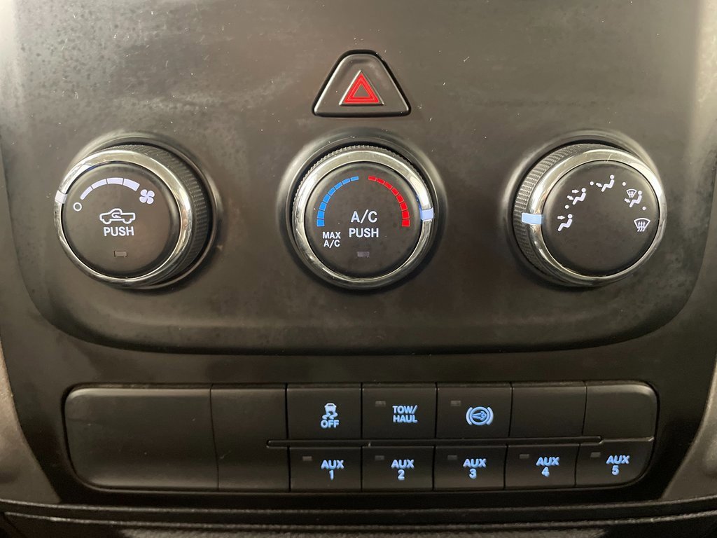 Used 2015 RAM 3500 Tradesman image 18