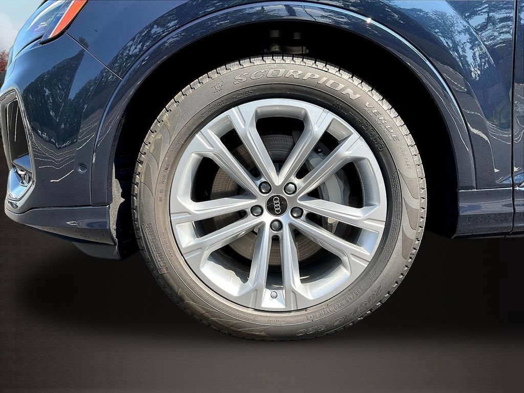 New 2026 Audi Q7 3.0T Prestige AWD/4WD image 13