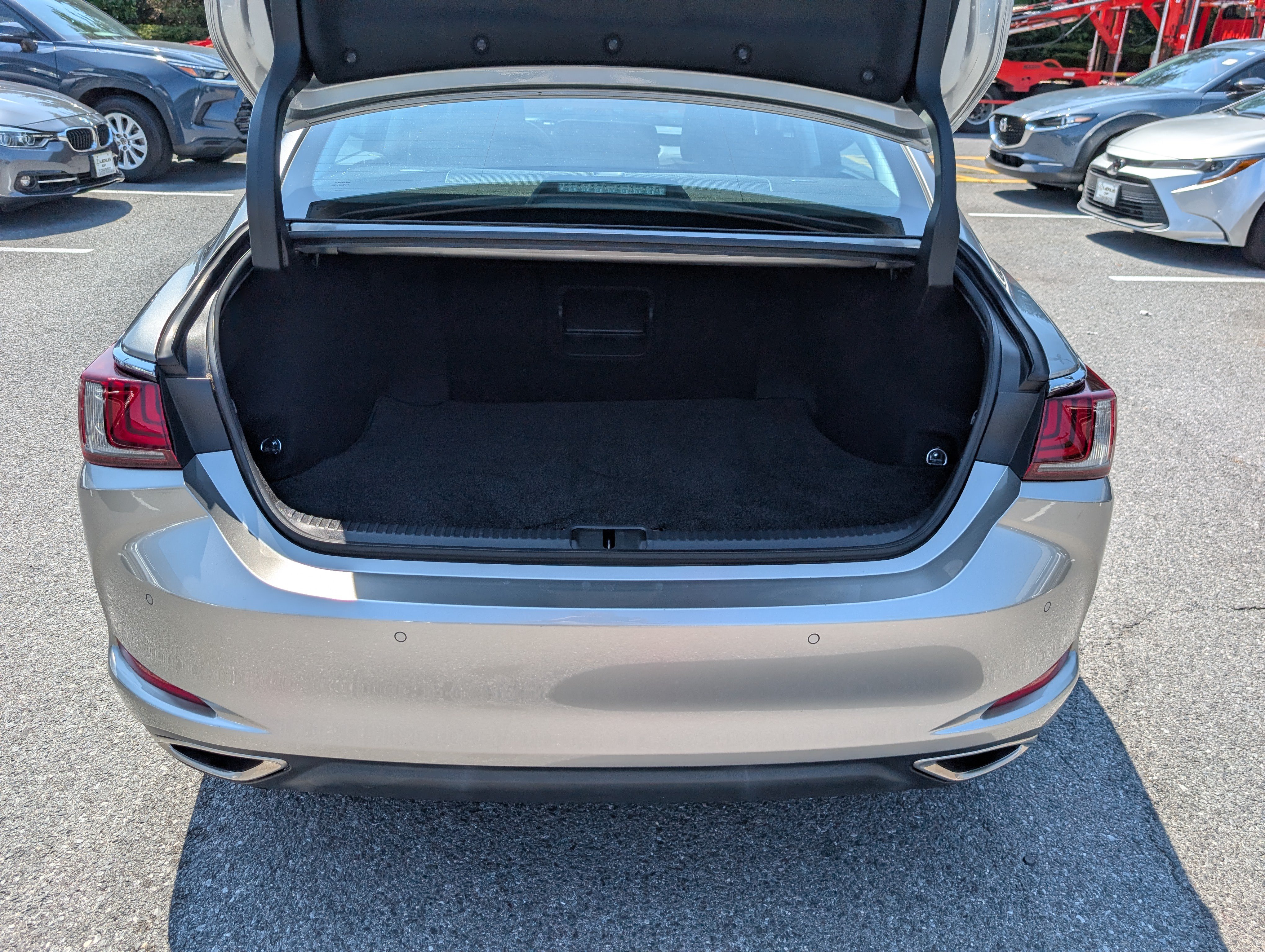 Used 2019 Lexus ES 350 w/ Premium Package FWD image 13