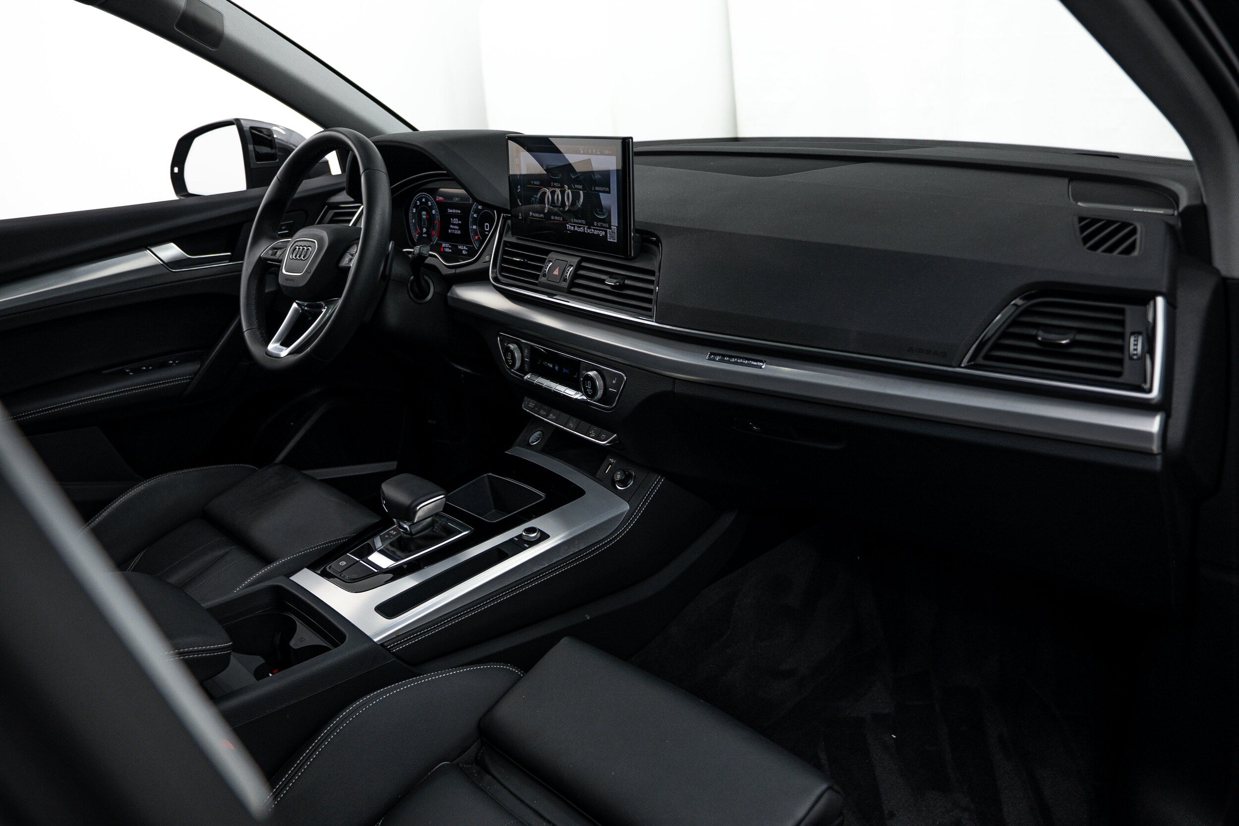 Certified 2024 Audi Q5 2.0T Premium Plus AWD/4WD image 8
