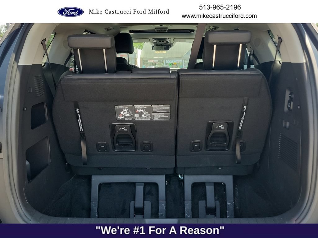 Used 2026 Kia Carnival SX w/ SX Dark Edition Package FWD image 30