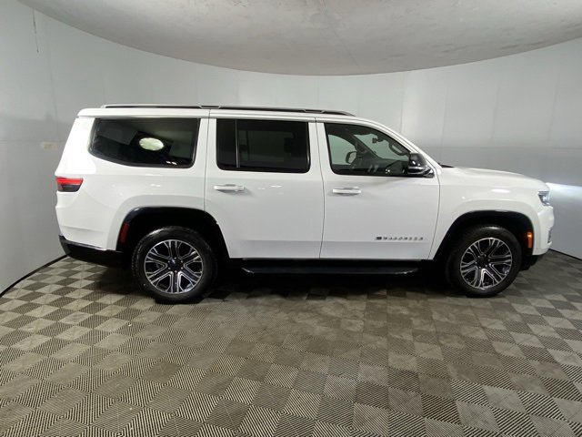 Used 2024 Jeep Wagoneer Series II w/ Flexible Seating Group image 2