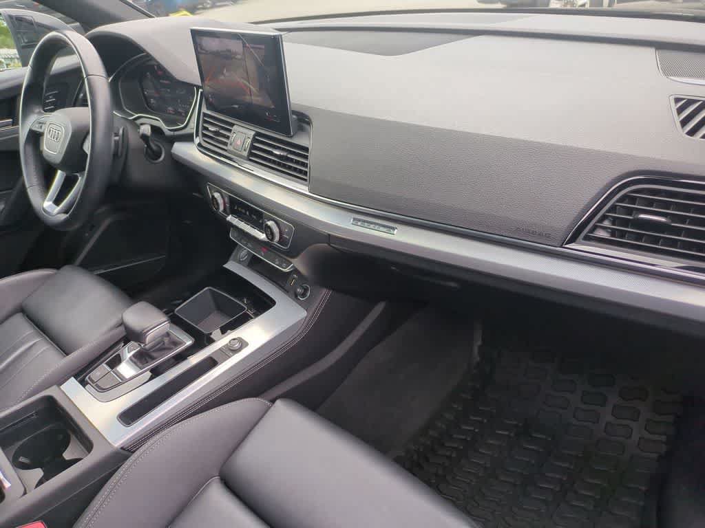 Used 2022 Audi Q5 2.0T Premium Plus w/ Premium Plus Package AWD/4WD image 26