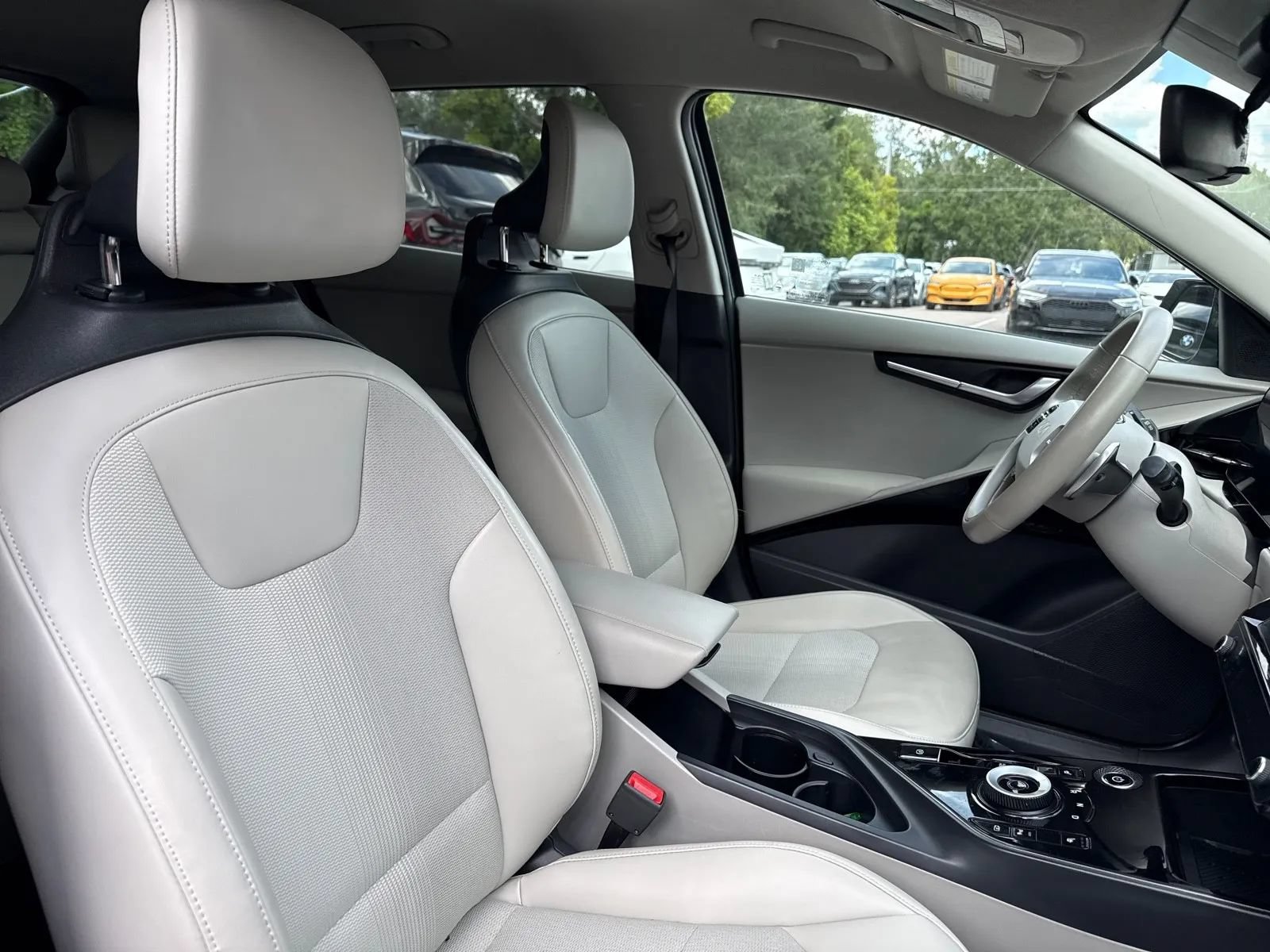Used 2023 Kia Niro Wind FWD image 15