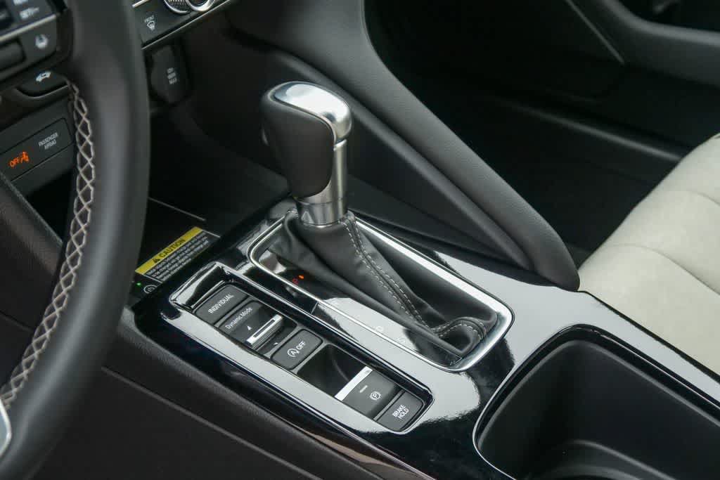 Used 2025 Acura Integra A-Spec FWD image 17
