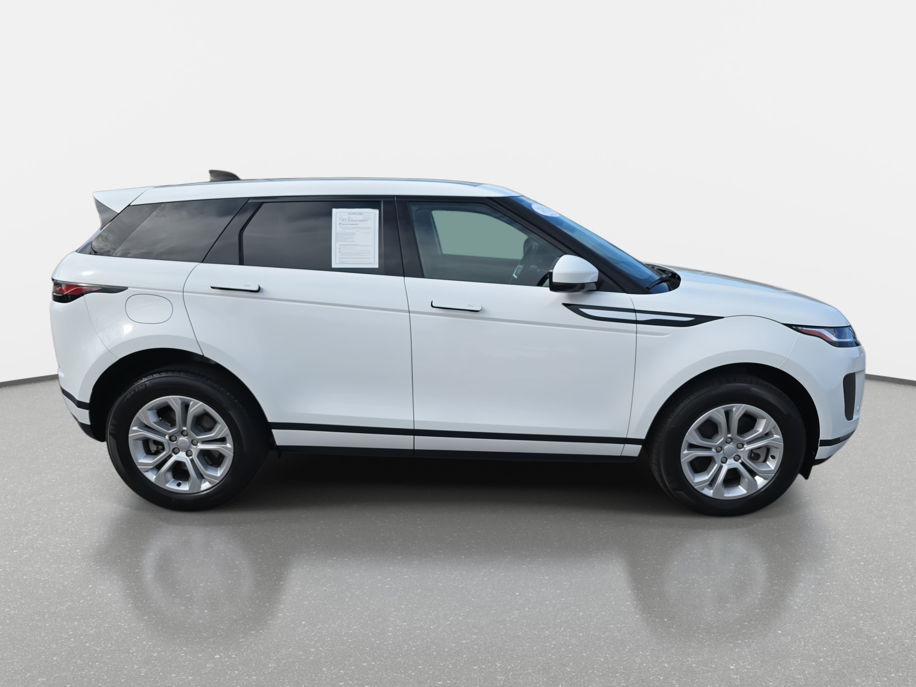 Used 2023 Land Rover Range Rover Evoque S image 4