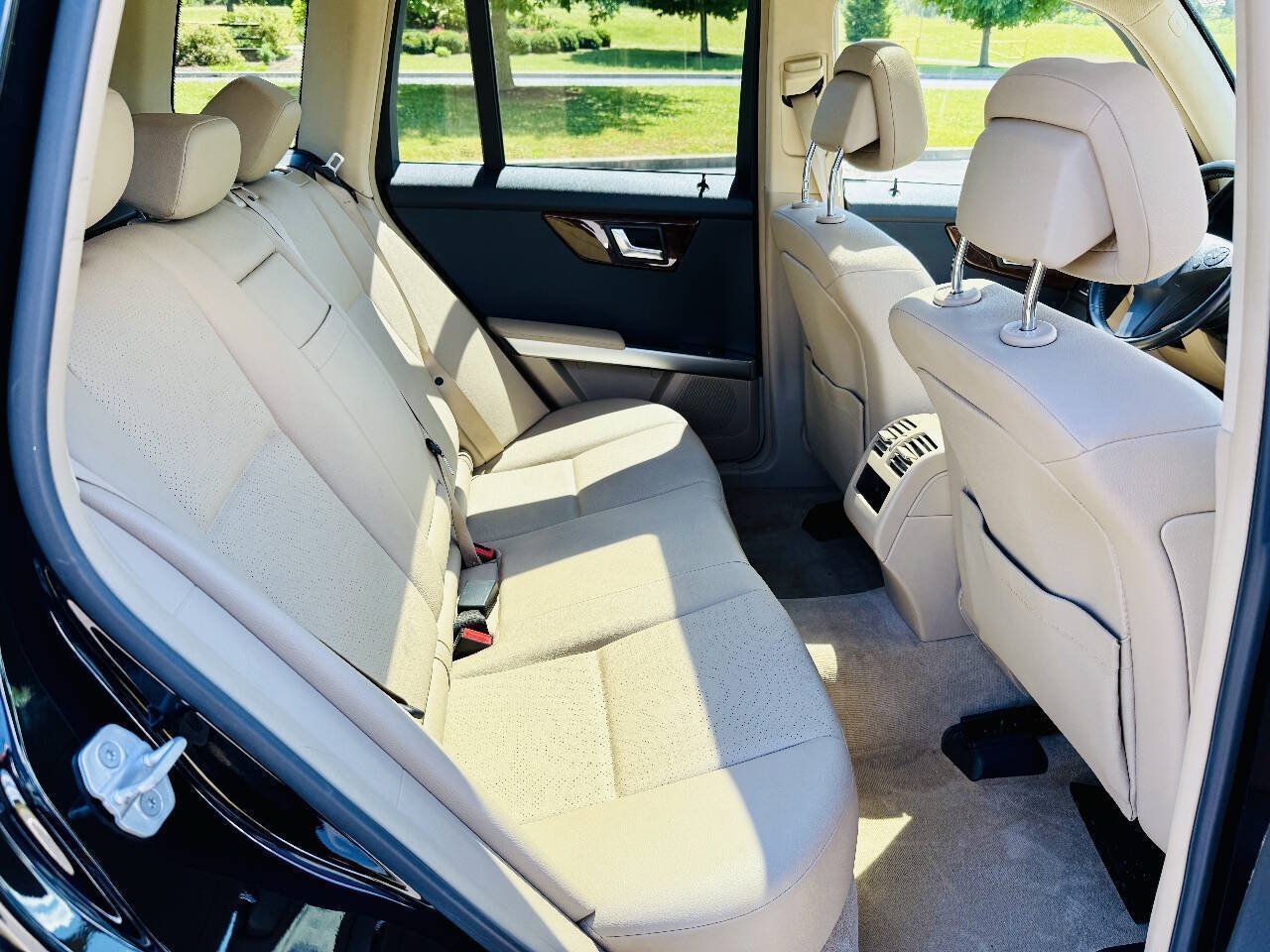 Used 2012 Mercedes-Benz GLK 350 4MATIC image 24