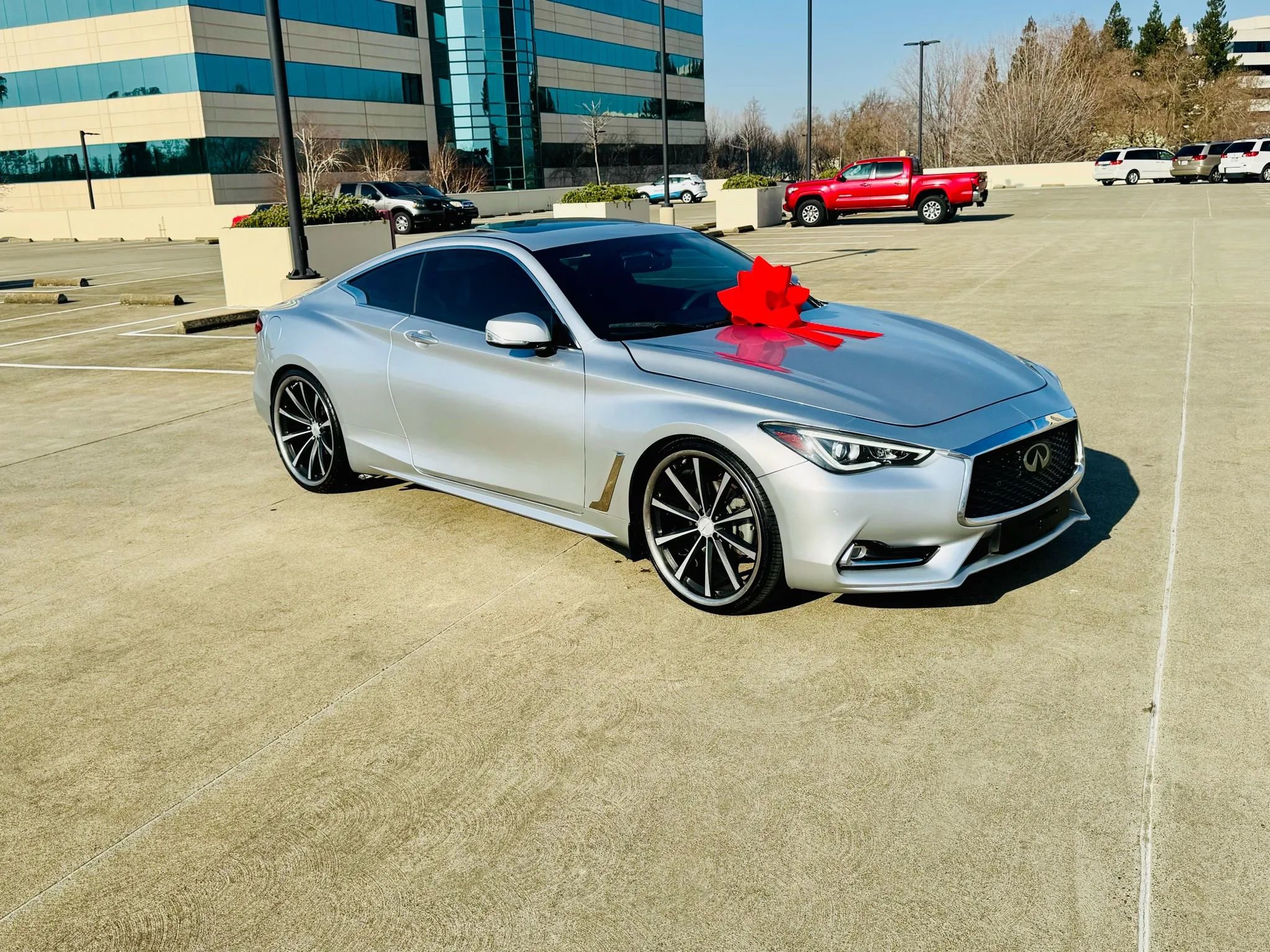 Used 2017 INFINITI Q60 3.0t w/ Premium Plus Package 3.0T image 12