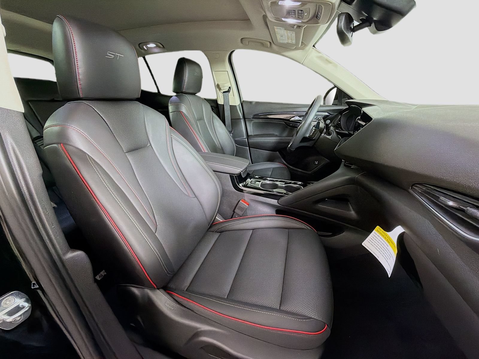 Used 2023 Buick Envision Essence w/ Sport Touring Package AWD/4WD image 30